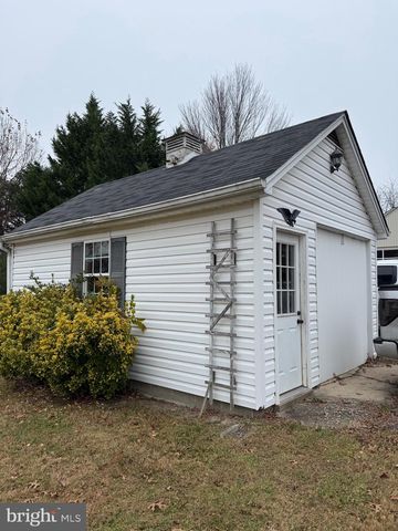 118 SAINT MARYS AVE, La Plata, MD 20646