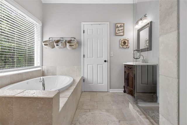 2700 Bay Ridge Drive, Loganville, GA 30052