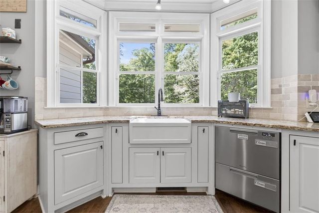 2700 Bay Ridge Drive, Loganville, GA 30052