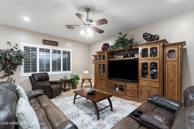 1104 N MOUNTAIN Road, Mesa, AZ 85207