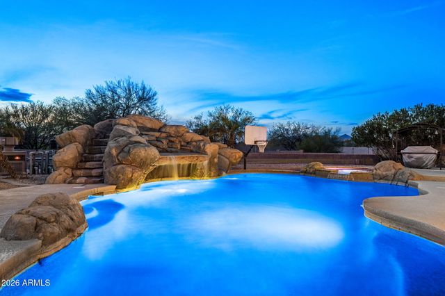 1104 N MOUNTAIN Road, Mesa, AZ 85207