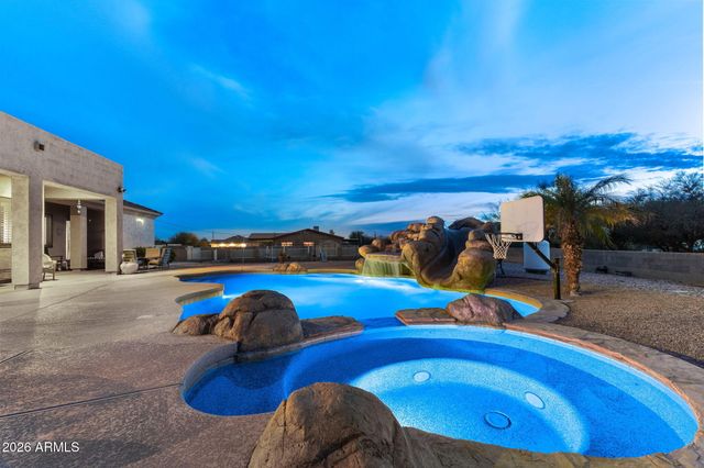 1104 N MOUNTAIN Road, Mesa, AZ 85207