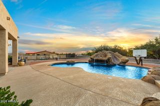 1104 N MOUNTAIN Road, Mesa, AZ 85207