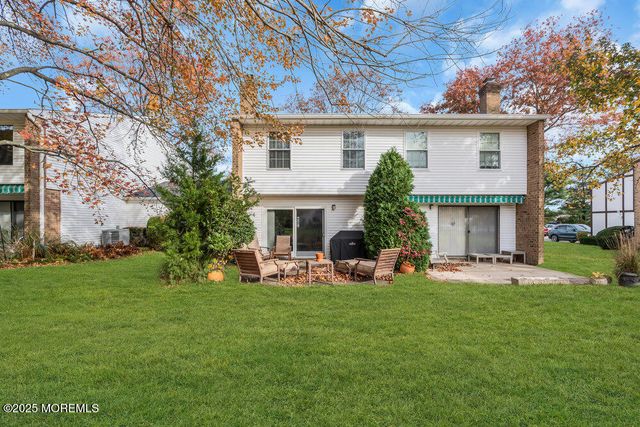 19 Willow Lane, Spring Lake Heights, NJ 07762