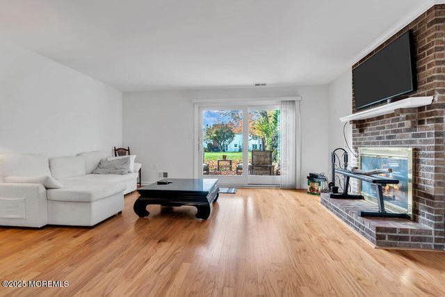 19 Willow Lane, Spring Lake Heights, NJ 07762