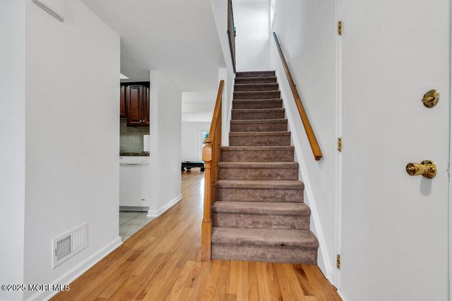 19 Willow Lane, Spring Lake Heights, NJ 07762