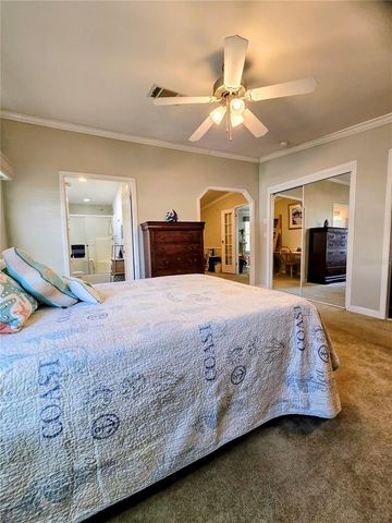 6306 WEALTHY LANE, Zephyrhills, FL 33542