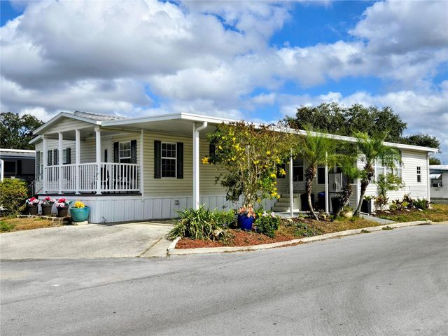 6306 WEALTHY LANE, Zephyrhills, FL 33542