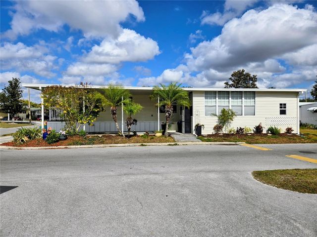 6306 WEALTHY LANE, Zephyrhills, FL 33542