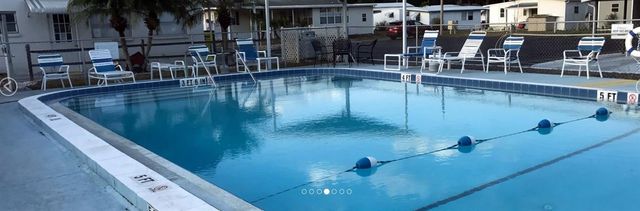 6306 WEALTHY LANE, Zephyrhills, FL 33542