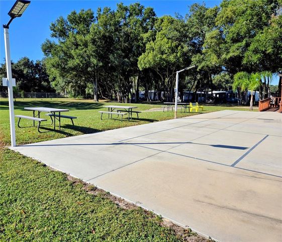 6306 WEALTHY LANE, Zephyrhills, FL 33542