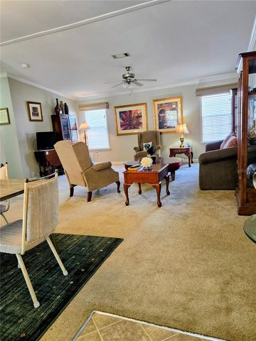 6306 WEALTHY LANE, Zephyrhills, FL 33542