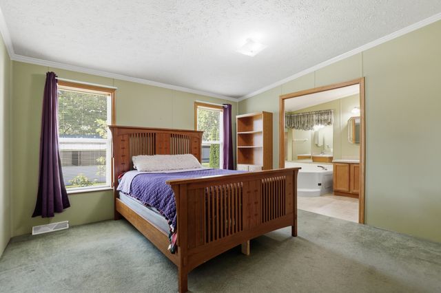 45 Pecan Avenue Ne, Solon Twp, MI 49319