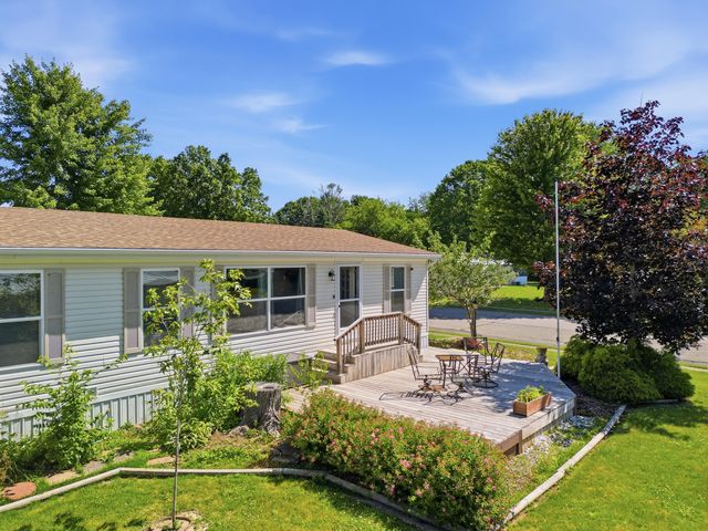 45 Pecan Avenue Ne, Solon Twp, MI 49319