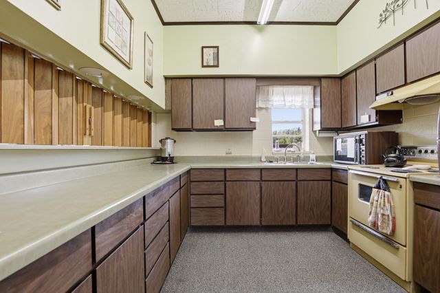 45 Pecan Avenue Ne, Solon Twp, MI 49319