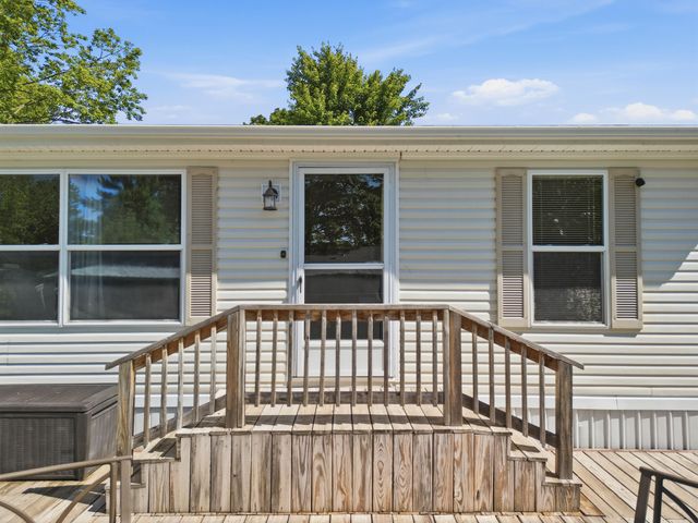 45 Pecan Avenue Ne, Solon Twp, MI 49319