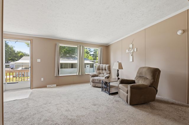 45 Pecan Avenue Ne, Solon Twp, MI 49319