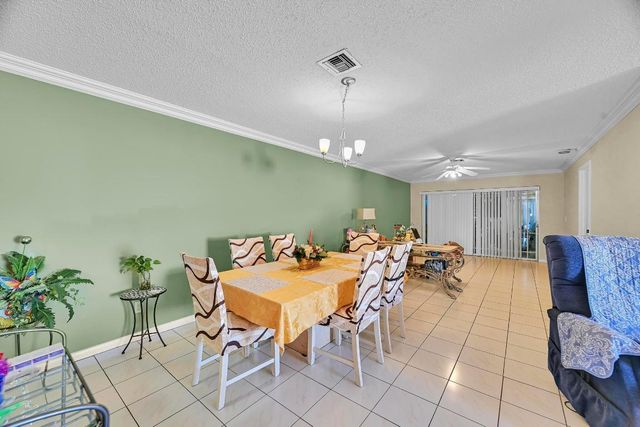 5831 Honeybell Court 37d, Fort Pierce, FL 34982