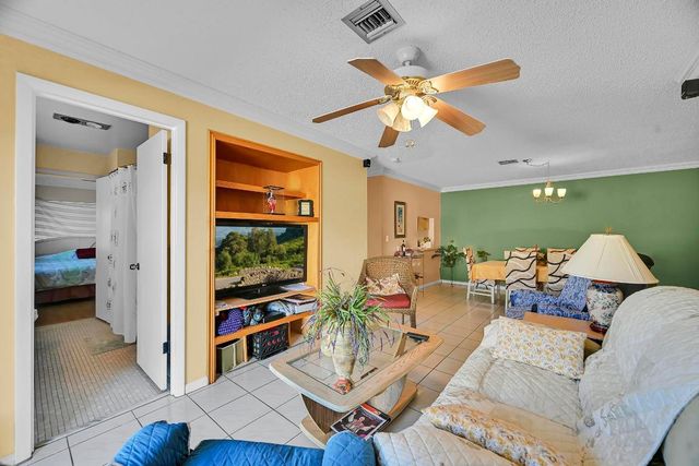 5831 Honeybell Court 37d, Fort Pierce, FL 34982