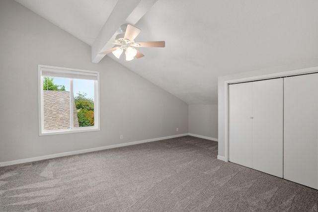 1089 Brookdale Avenue, Medford, OR 97504