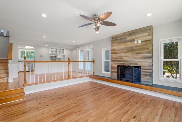 1089 Brookdale Avenue, Medford, OR 97504
