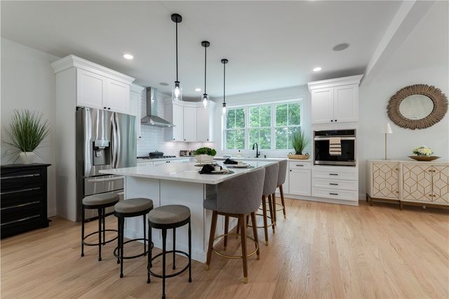 9 Stoneridge Road, Smithfield, RI 02917