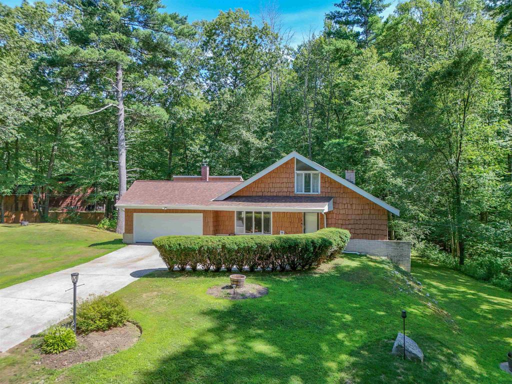 3 Haines Terrace, Merrimack, NH 03054
