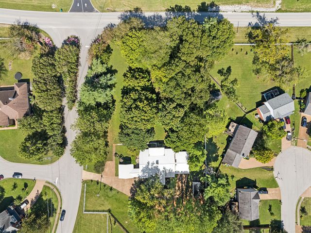 2641 Buckner Rd, Thompsons Station, TN 37179