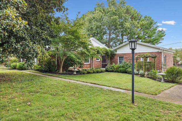 2641 Buckner Rd, Thompsons Station, TN 37179