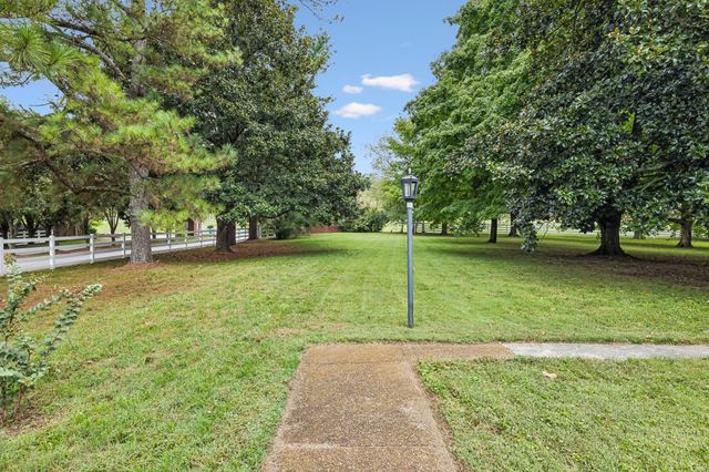 2641 Buckner Rd, Thompsons Station, TN 37179