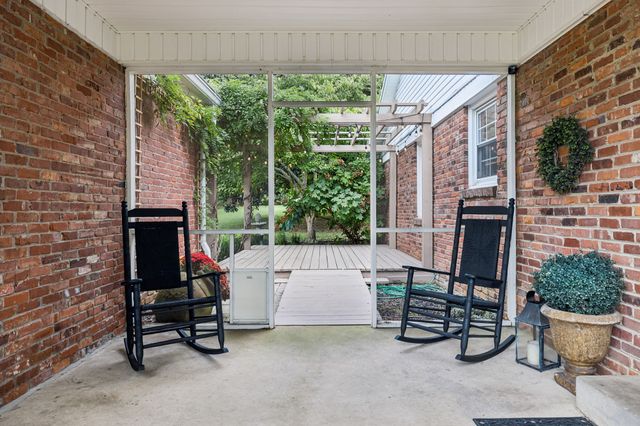 2641 Buckner Rd, Thompsons Station, TN 37179