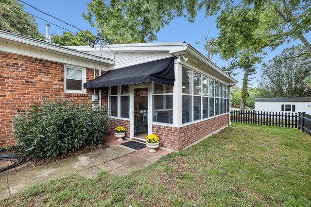 2641 Buckner Rd, Thompsons Station, TN 37179
