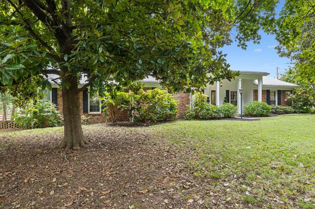 2641 Buckner Rd, Thompsons Station, TN 37179