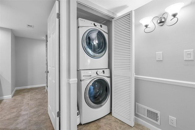 100 OAKMONT LANE 301, Belleair, FL 33756