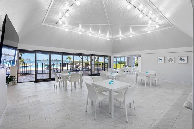 100 OAKMONT LANE 301, Belleair, FL 33756