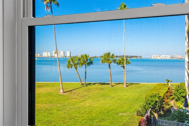 100 OAKMONT LANE 301, Belleair, FL 33756