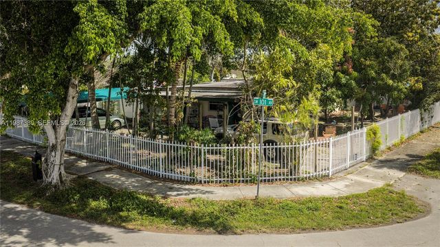 4661 SW 101st Ave, Miami, FL 33165