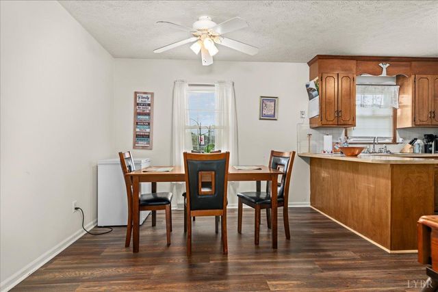 134 Hunt Club Dr, Madison Heights, VA 24572