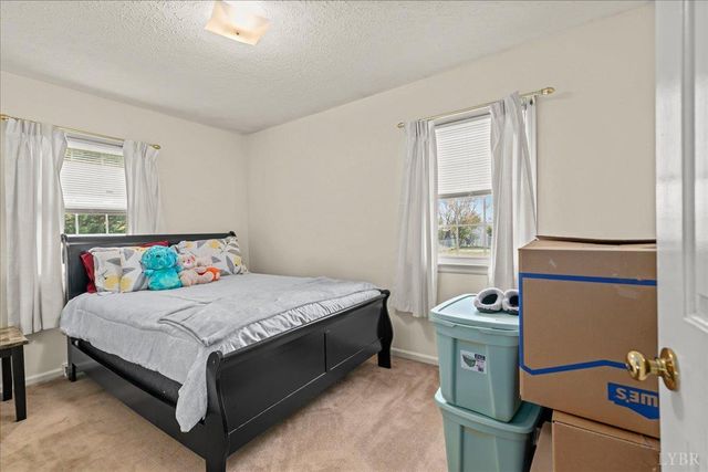 134 Hunt Club Dr, Madison Heights, VA 24572