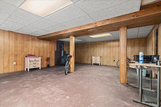 134 Hunt Club Dr, Madison Heights, VA 24572