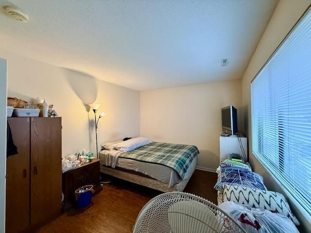 6412 84th Court N, Brooklyn Park, MN 55445