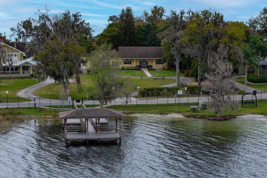 414 E 5TH AVENUE, Windermere, FL 34786