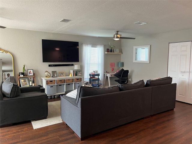 2745 4TH AVENUE S, St Petersburg, FL 33712