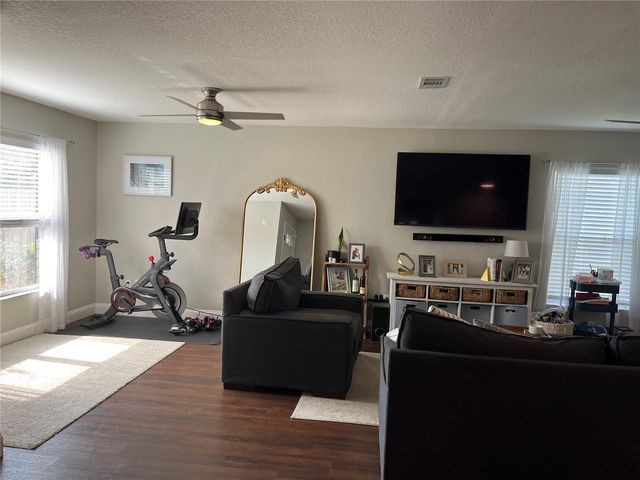 2745 4TH AVENUE S, St Petersburg, FL 33712