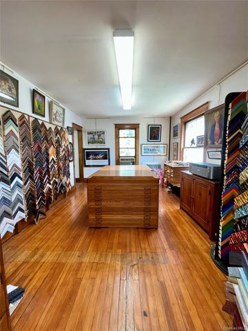 513 E Main Street, Middletown, NY 10940