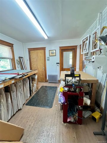 513 E Main Street, Middletown, NY 10940