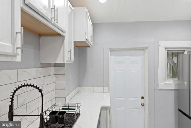 861 N MOSS ST, Philadelphia, PA 19139