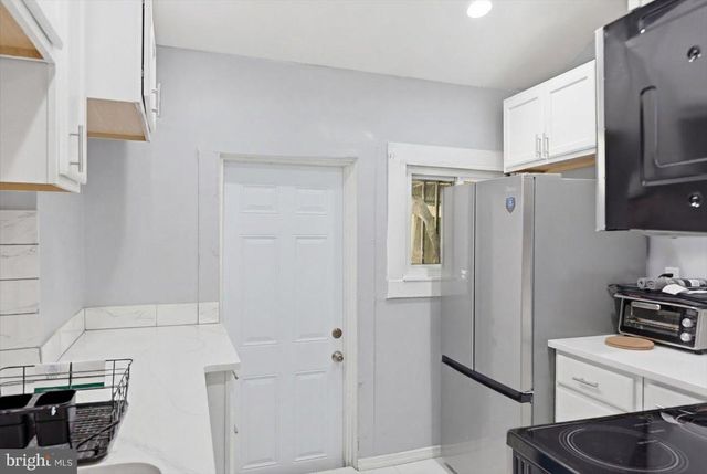 861 N MOSS ST, Philadelphia, PA 19139