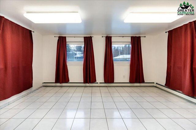 809 ANDREW STREET, Fairbanks, AK 99701