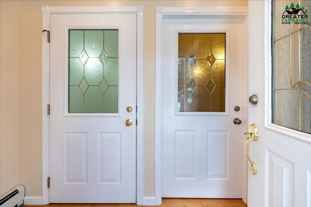 809 ANDREW STREET, Fairbanks, AK 99701